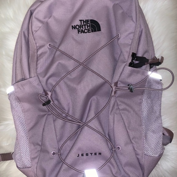 North Face Jester Luxe Classic 20 Backpack